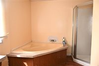 31980 Highway 17, Laquey, MO 65534