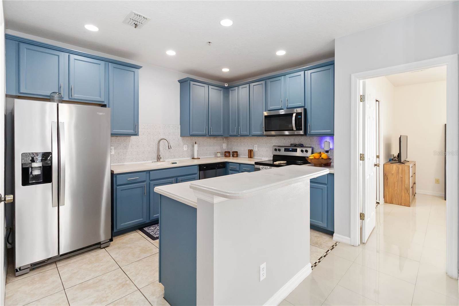 2016 Cypress Bay Boulevard, Kissimmee, FL 34743