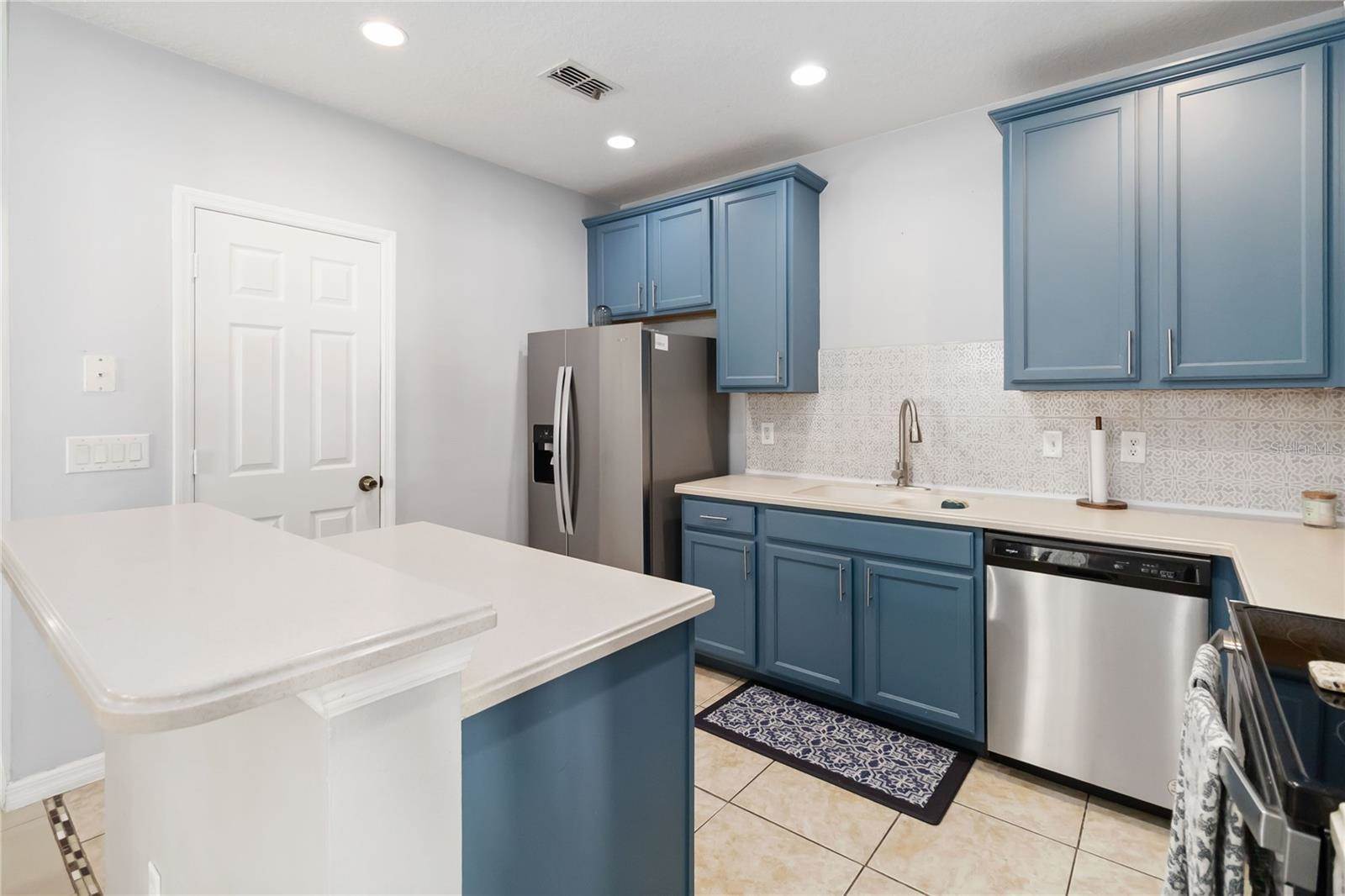 2016 Cypress Bay Boulevard, Kissimmee, FL 34743