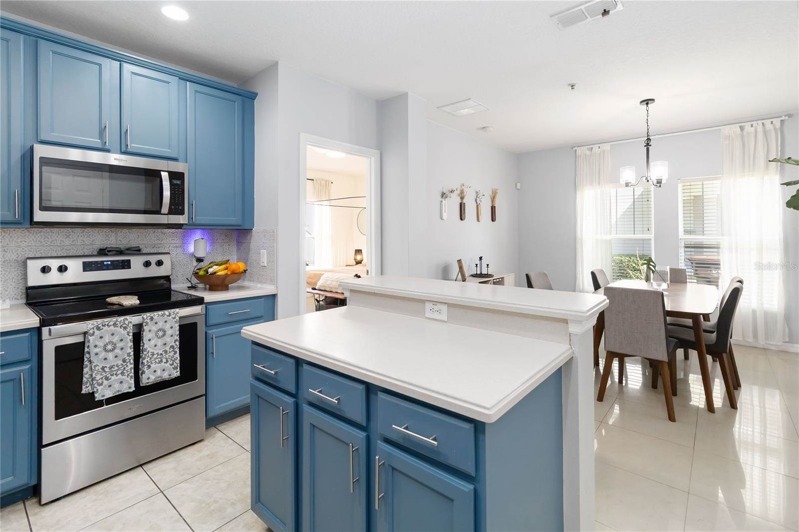 2016 Cypress Bay Boulevard, Kissimmee, FL 34743