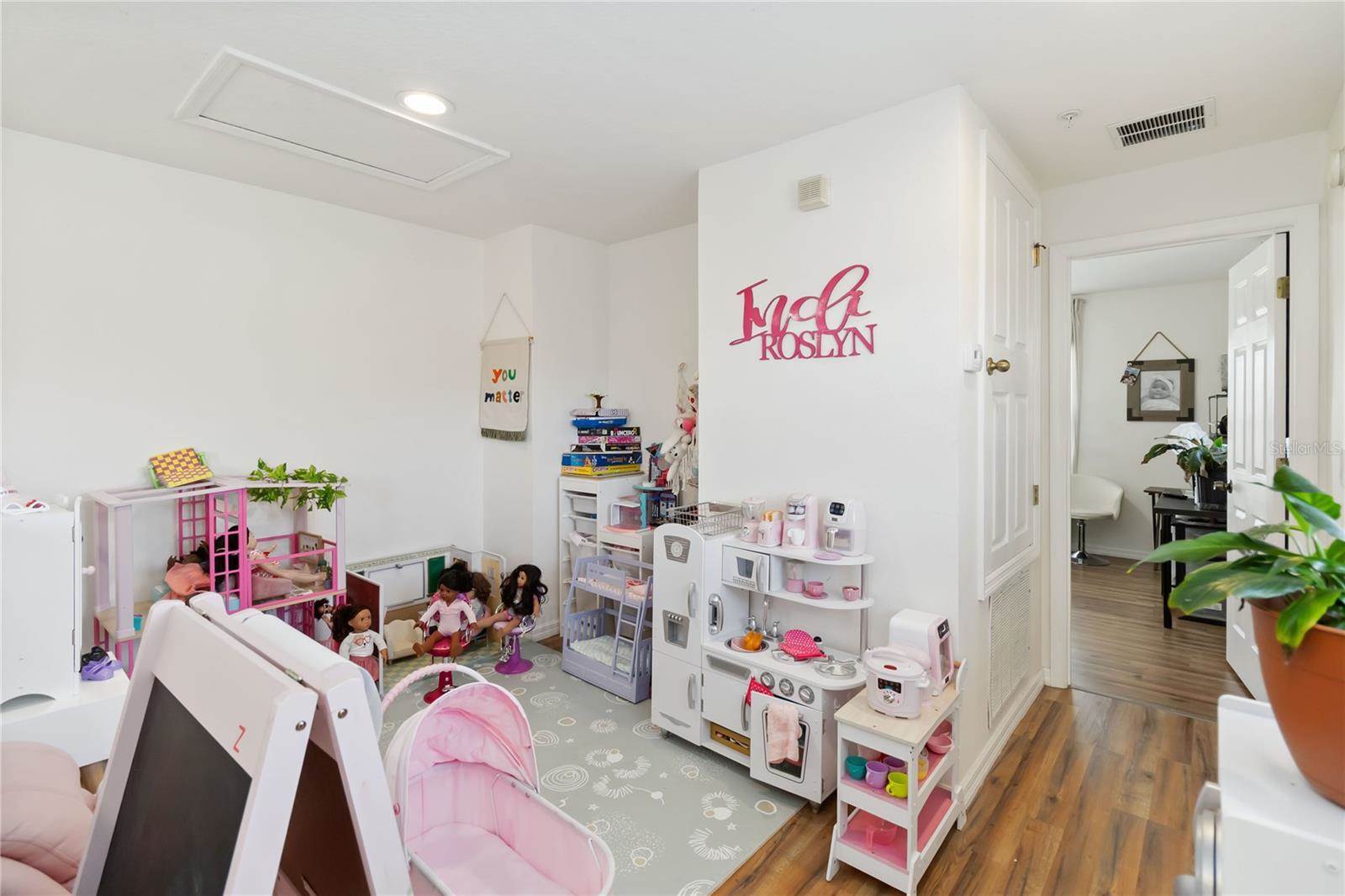 2016 Cypress Bay Boulevard, Kissimmee, FL 34743