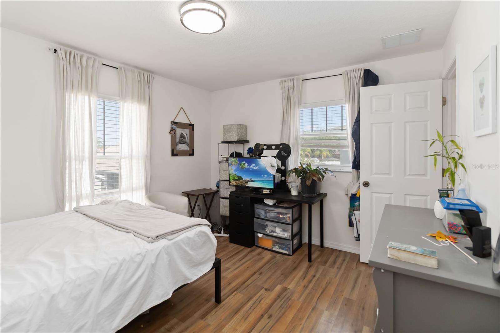 2016 Cypress Bay Boulevard, Kissimmee, FL 34743