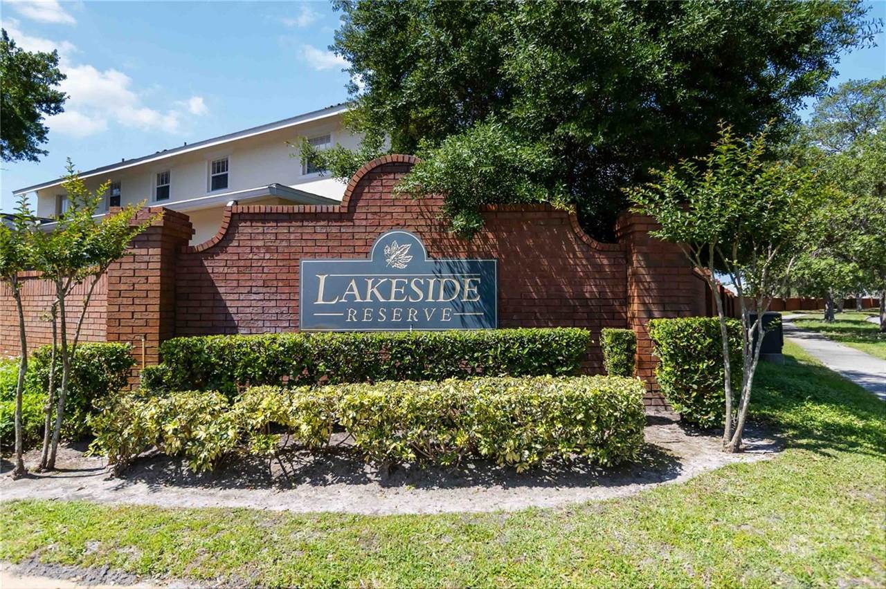 2016 Cypress Bay Boulevard, Kissimmee, FL 34743