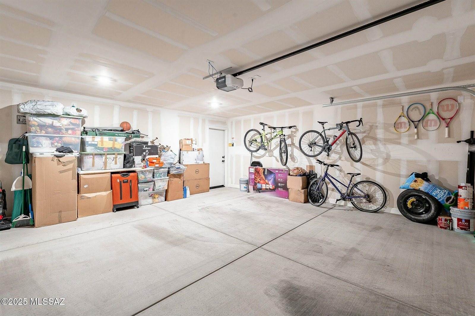 939 West Calle Cajilla, Sahuarita, AZ 85629