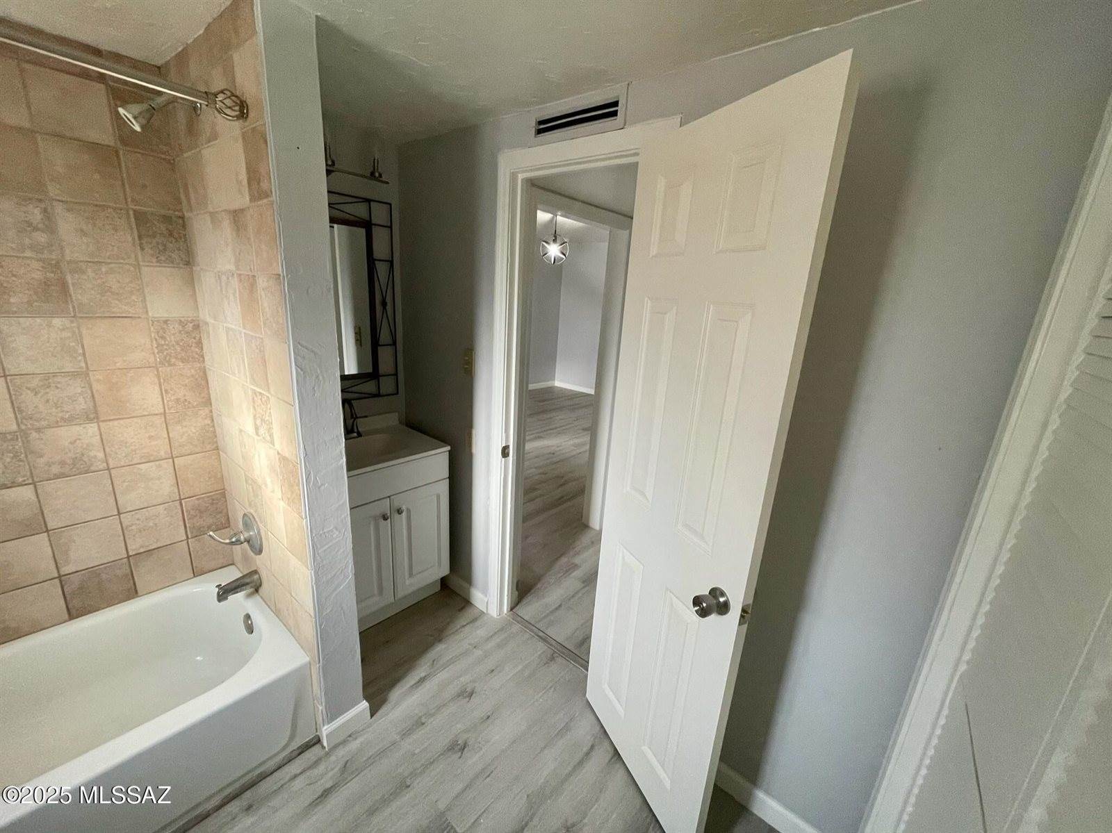 2009 North Rosemary Drive, Tucson, AZ 85716