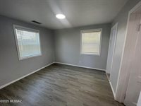 2009 North Rosemary Drive, Tucson, AZ 85716