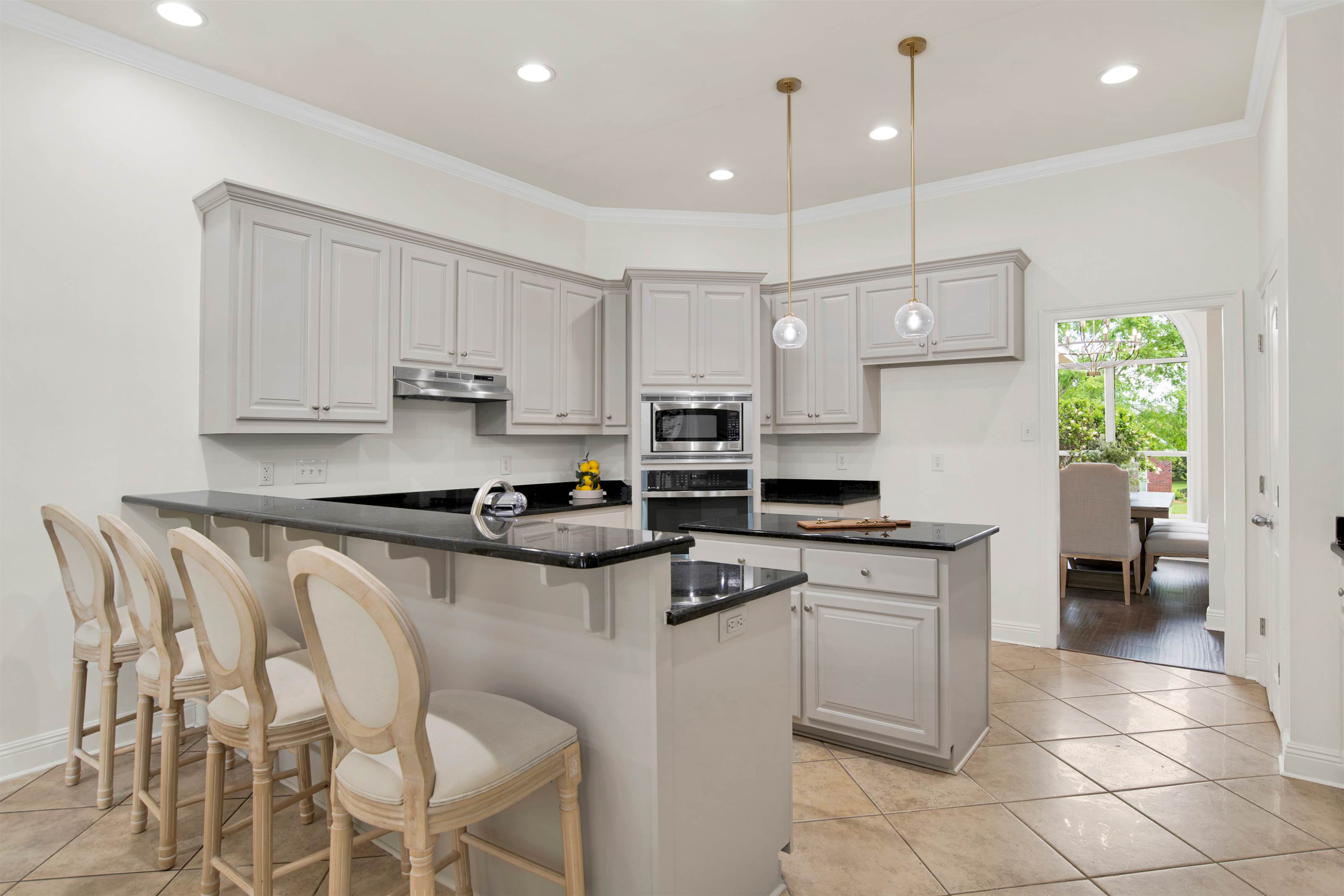 6275 Bell Creek Court East, Grand Bay, AL 36541