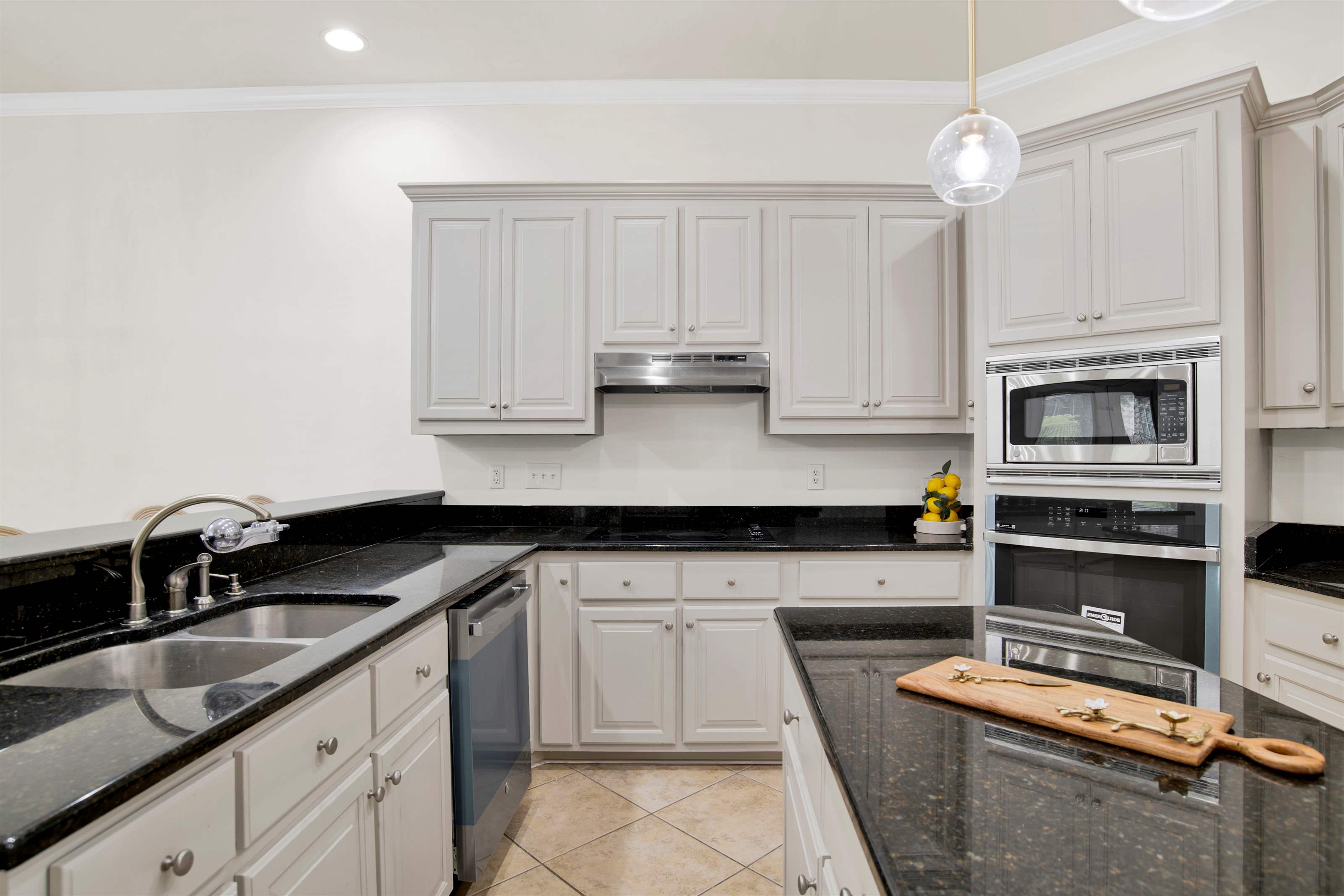 6275 Bell Creek Court East, Grand Bay, AL 36541