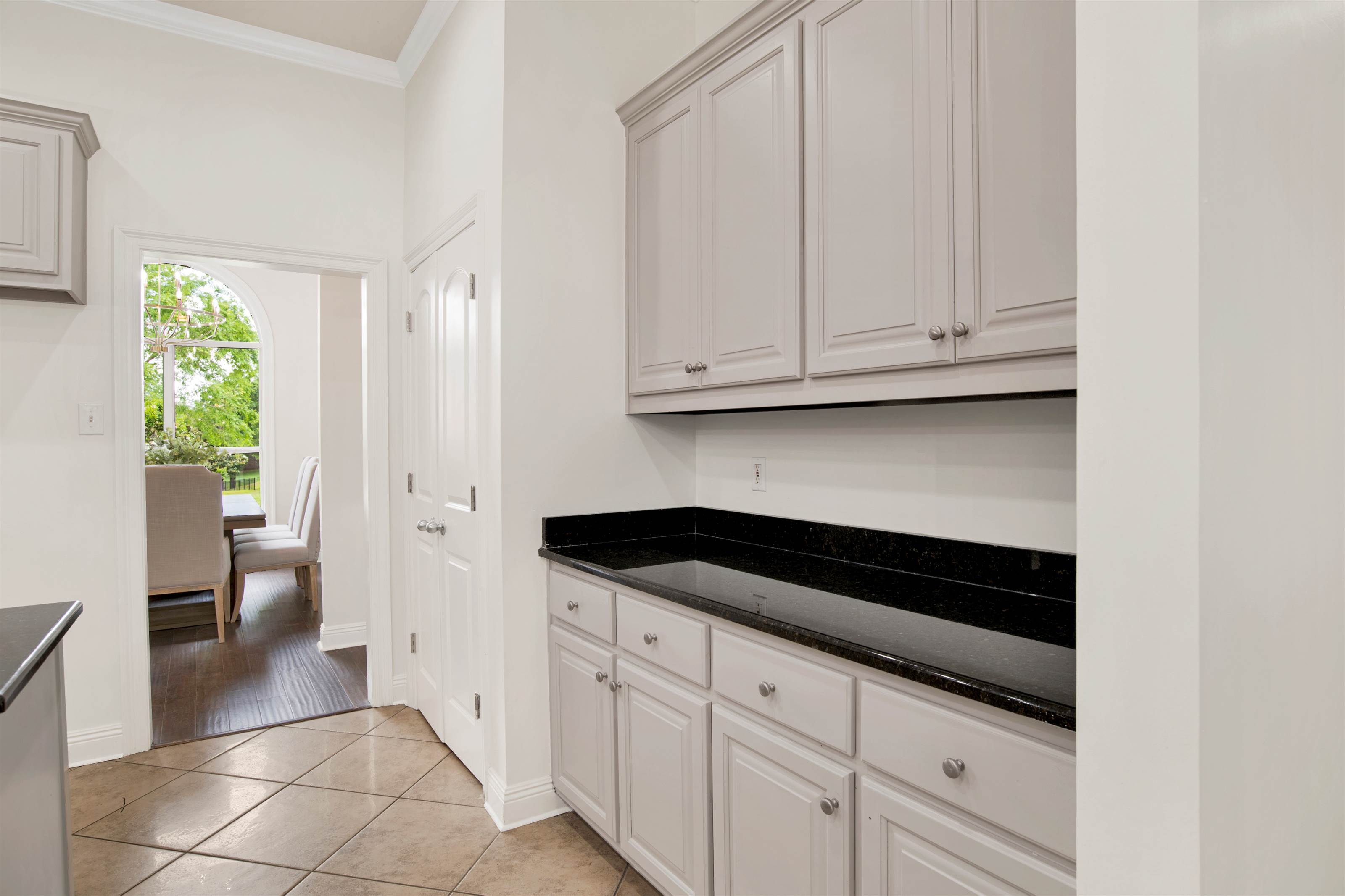 6275 Bell Creek Court East, Grand Bay, AL 36541