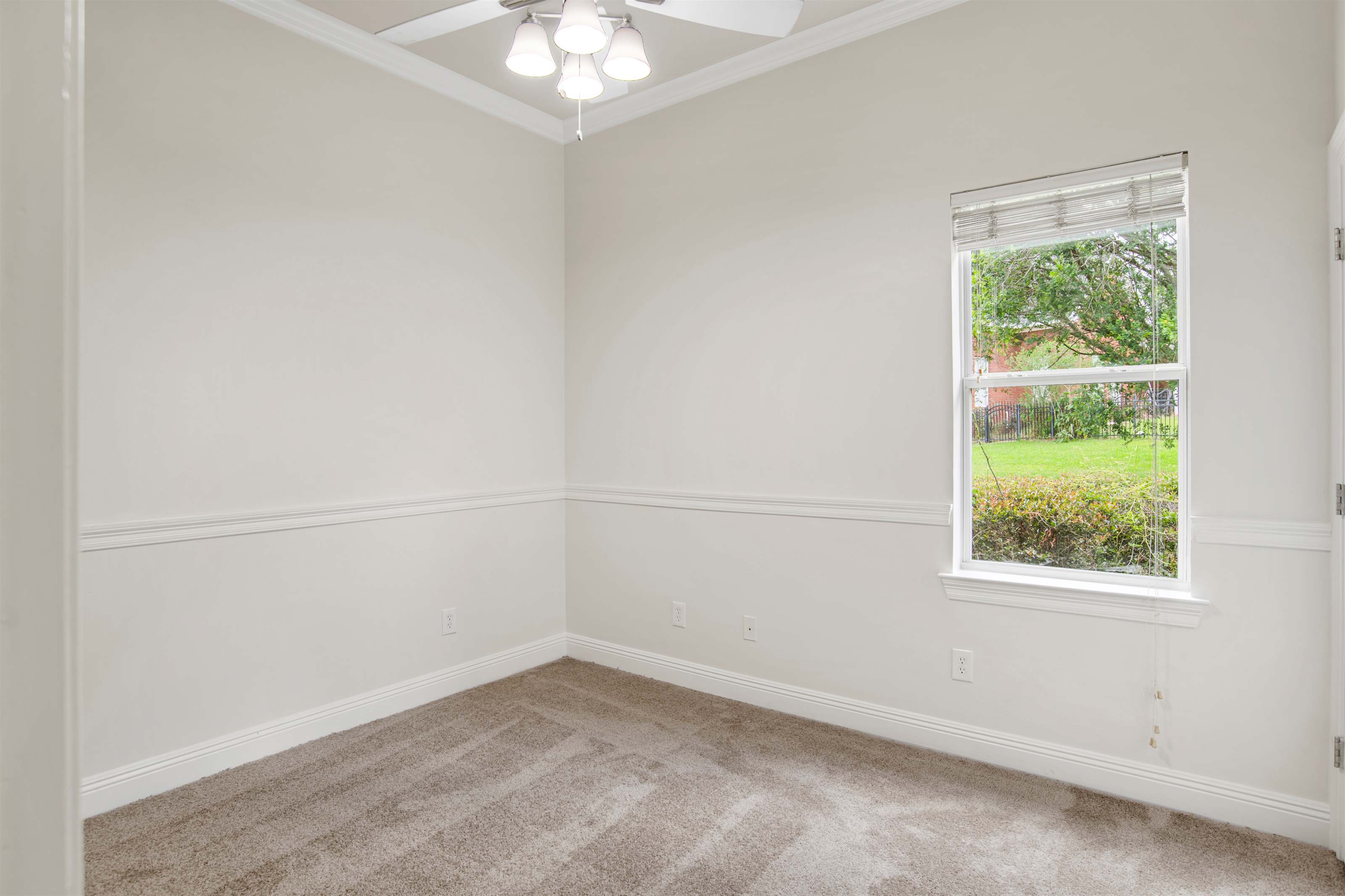 6275 Bell Creek Court East, Grand Bay, AL 36541