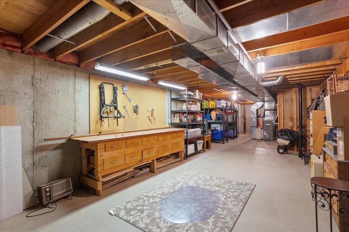 301 S Larch Avenue, Marshfield, WI 54449