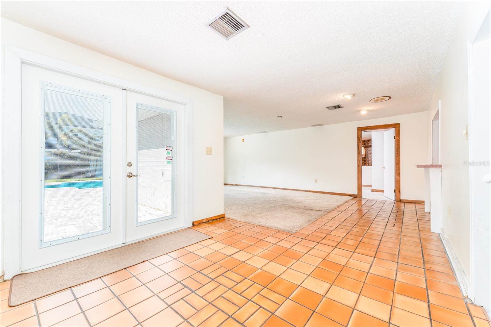 4104 West Watrous Avenue, Tampa, FL 33629