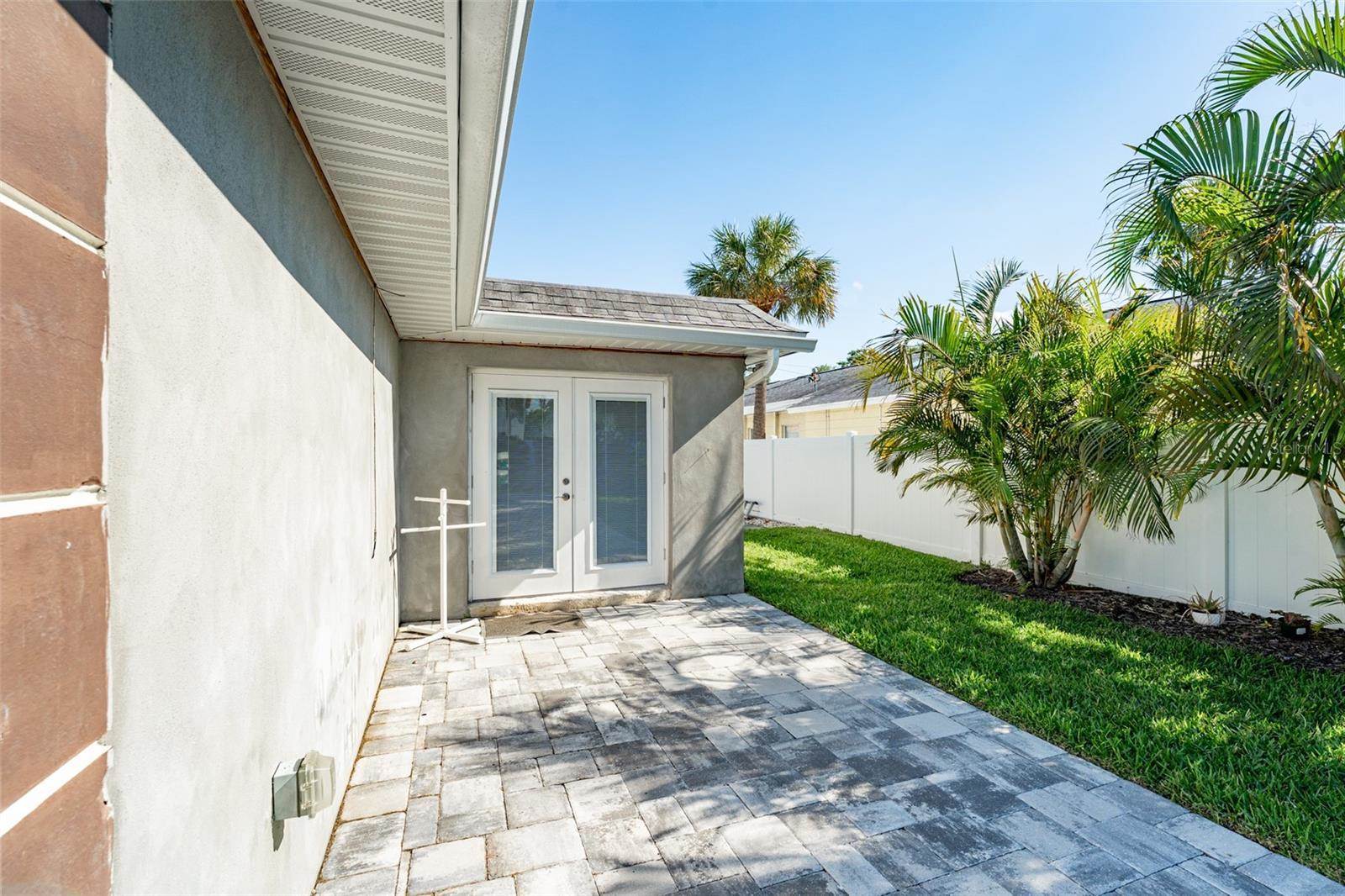 4104 West Watrous Avenue, Tampa, FL 33629