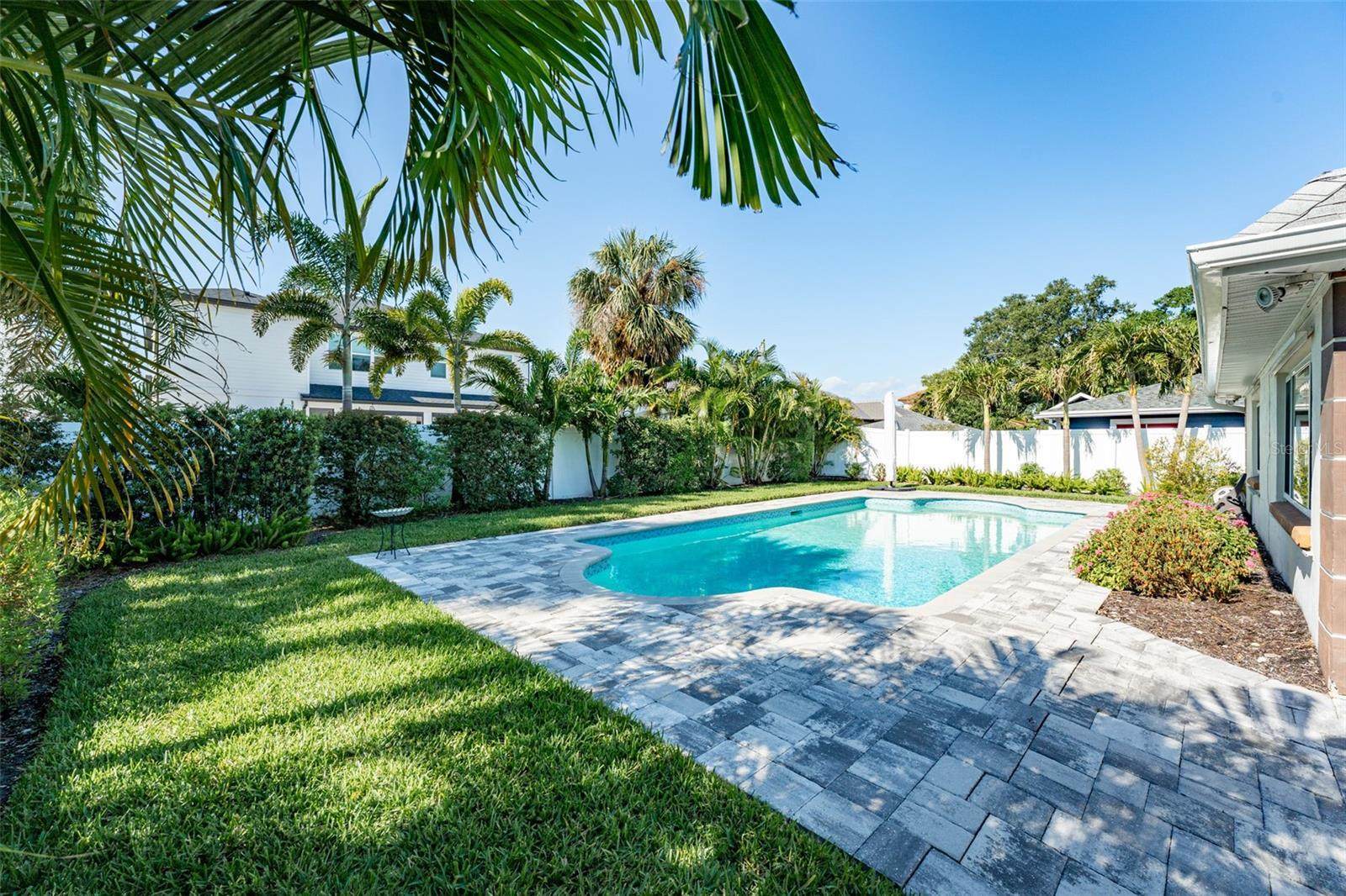 4104 West Watrous Avenue, Tampa, FL 33629