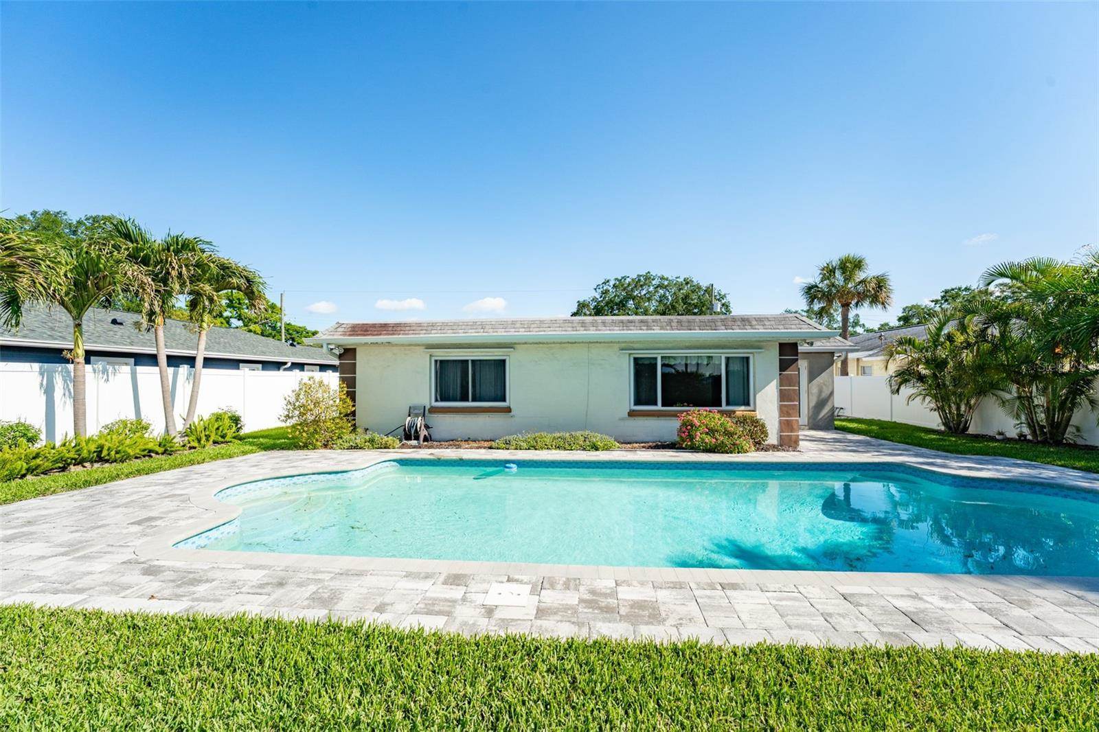 4104 West Watrous Avenue, Tampa, FL 33629