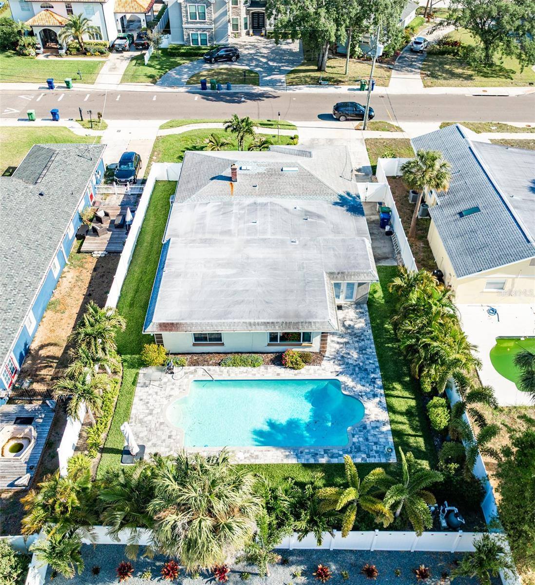 4104 West Watrous Avenue, Tampa, FL 33629