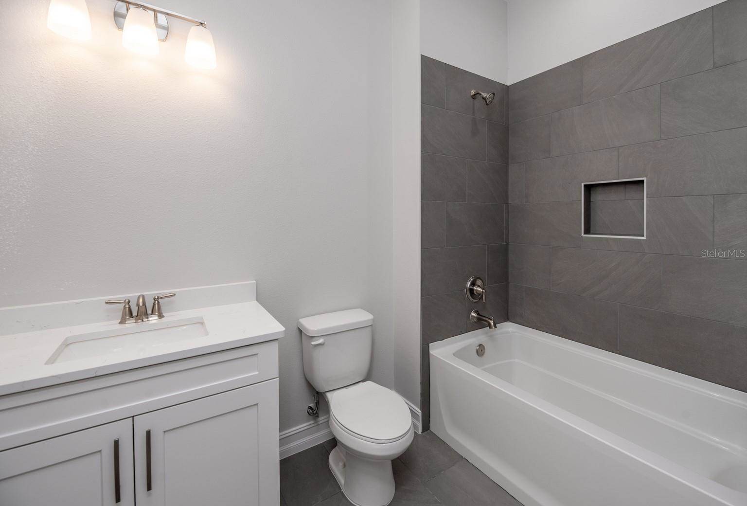 3926 Southern Valley Loop, Brooksville, FL 34601