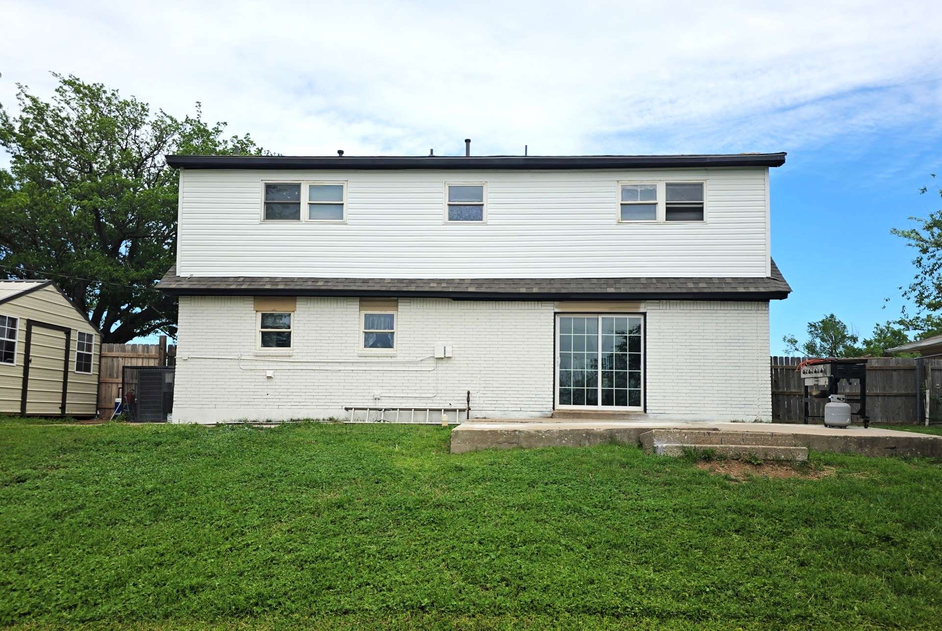 2320 NW 34th St, Lawton, OK 73505