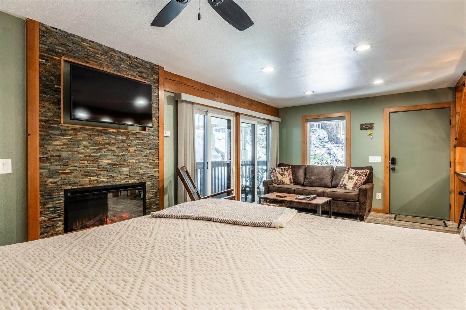 435 Lake Mary Rd. #43, Hidden Valley Village #43, Mammoth Lakes, CA 93546