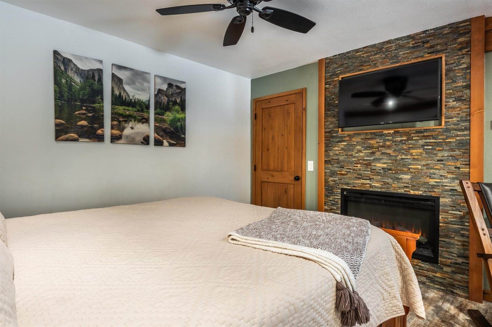 435 Lake Mary Rd. #43, Hidden Valley Village #43, Mammoth Lakes, CA 93546