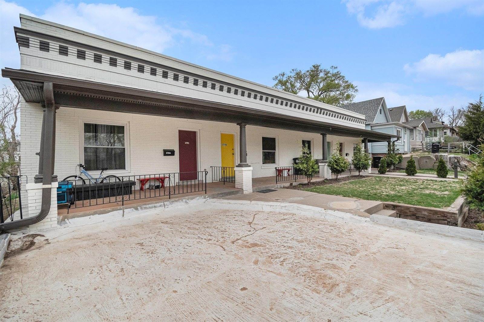 2744 South 9 Street, Omaha, NE 68108