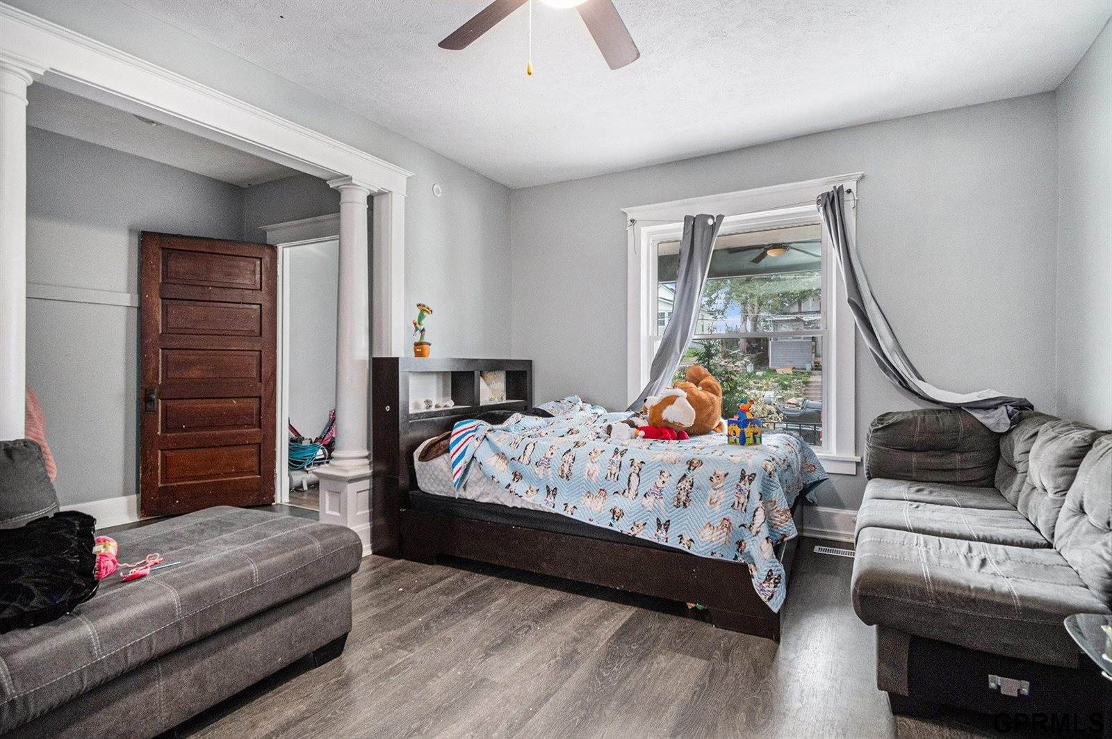 2744 South 9 Street, Omaha, NE 68108