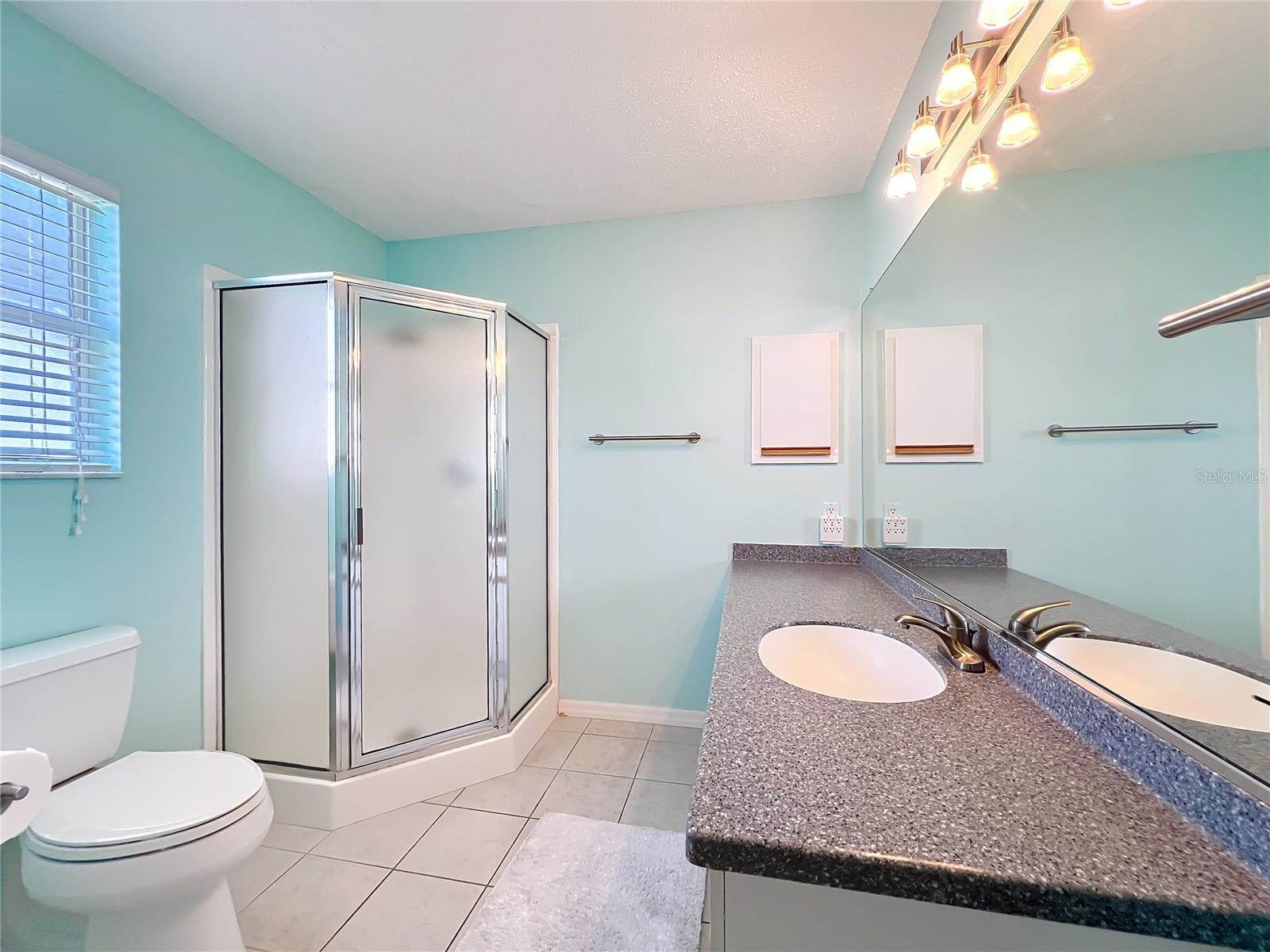 508 Carrera Drive, Lady Lake, FL 32159