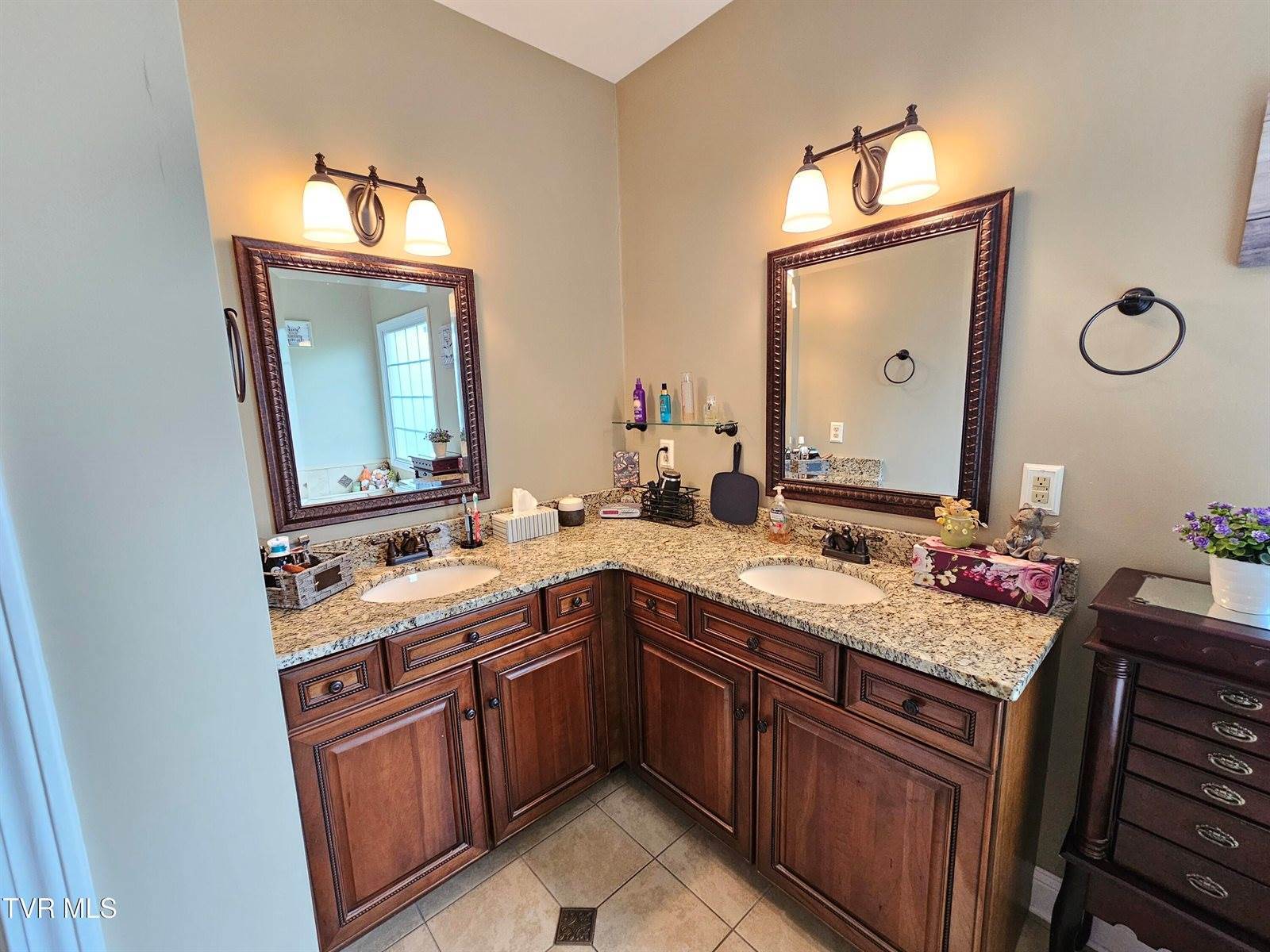 1211 Downing Place, Kingsport, TN 37663