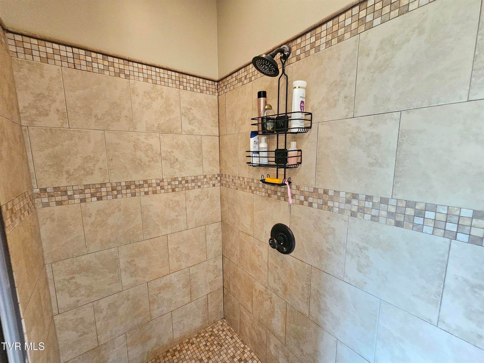 1211 Downing Place, Kingsport, TN 37663