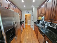 1211 Downing Place, Kingsport, TN 37663