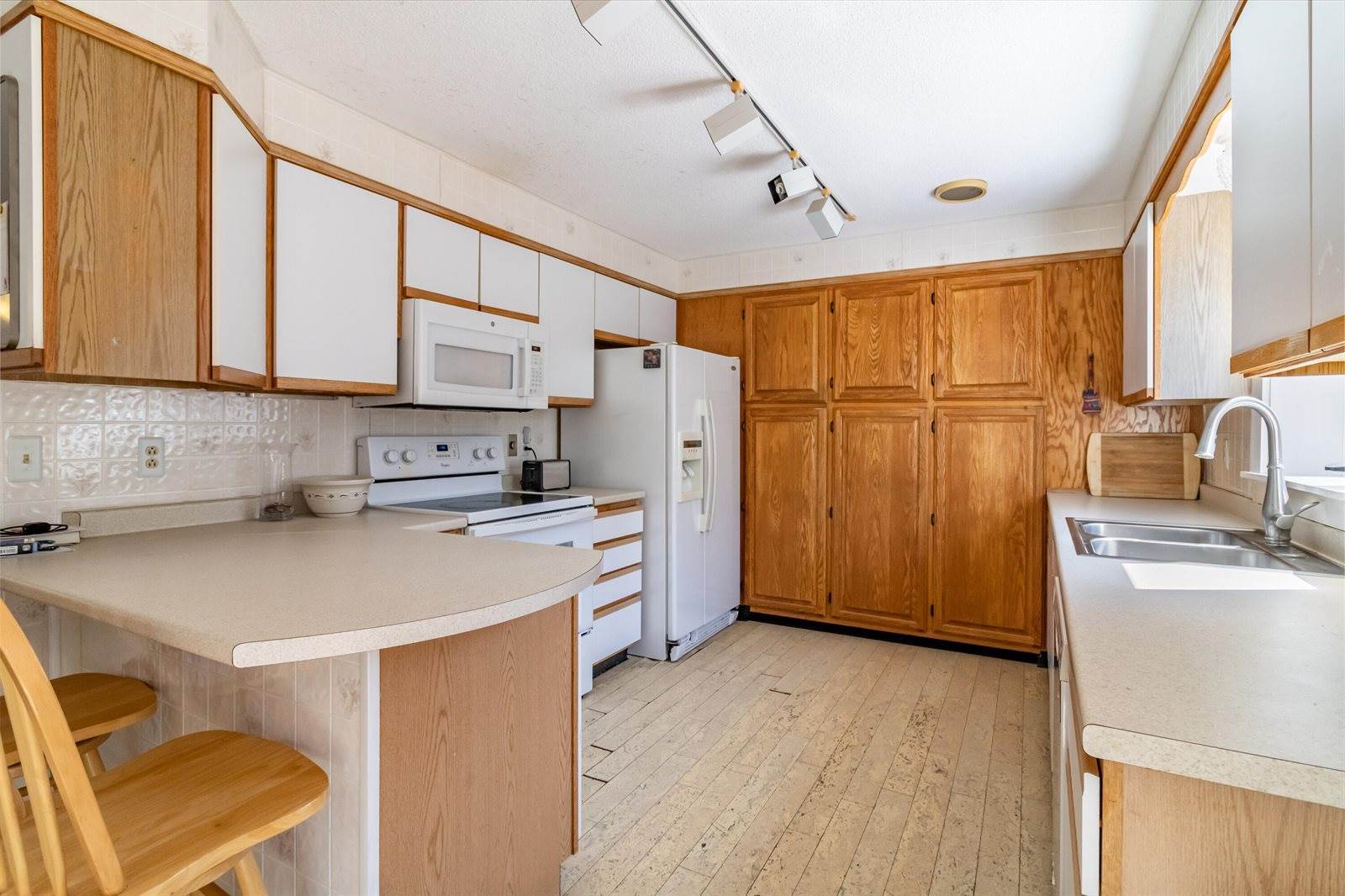 647 Meadow Road, Hampden, ME 04444