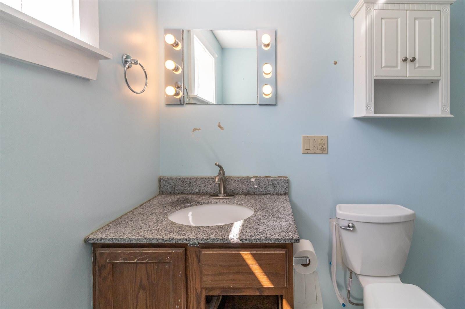 647 Meadow Road, Hampden, ME 04444