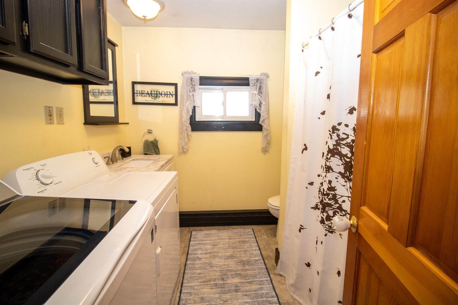 1114 Kennebec Road, Hampden, ME 04444