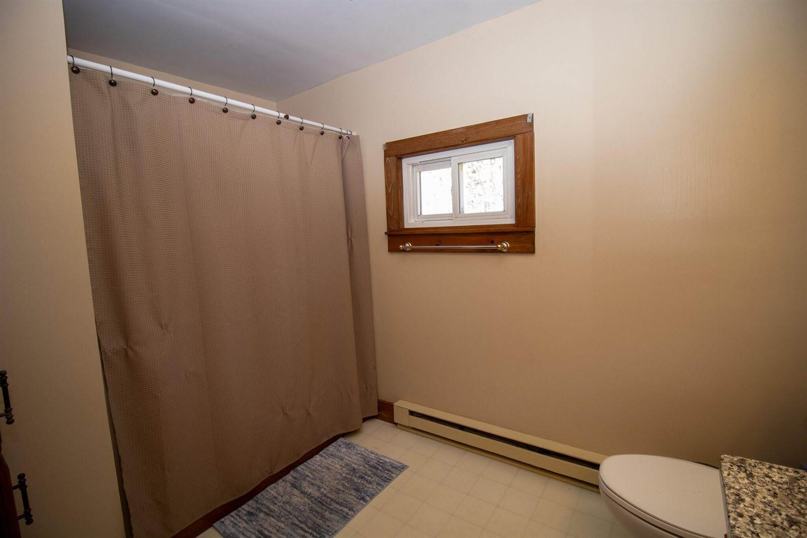 1114 Kennebec Road, Hampden, ME 04444