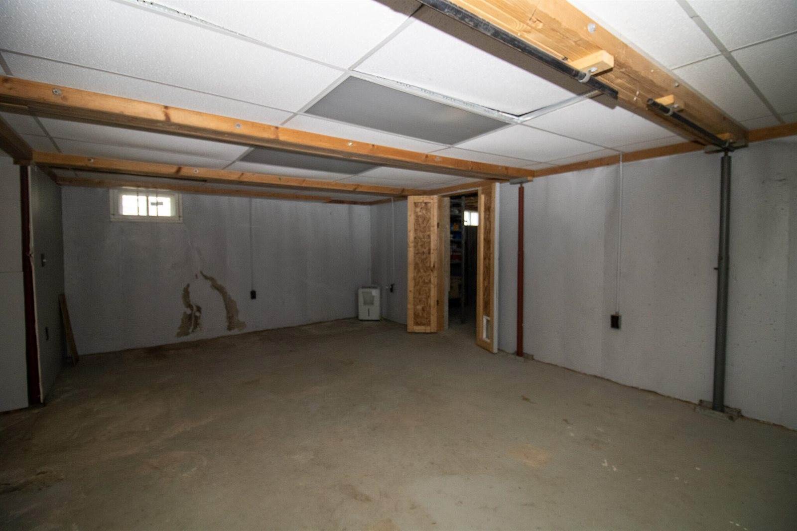 1114 Kennebec Road, Hampden, ME 04444