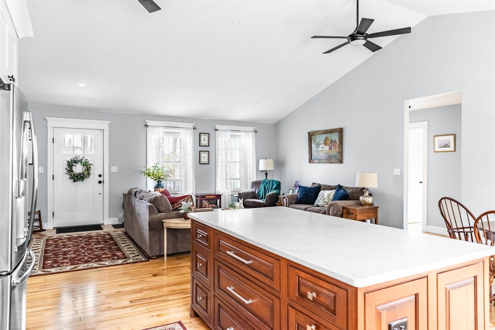 438 Chestnut Lane, Hermon, ME 04401