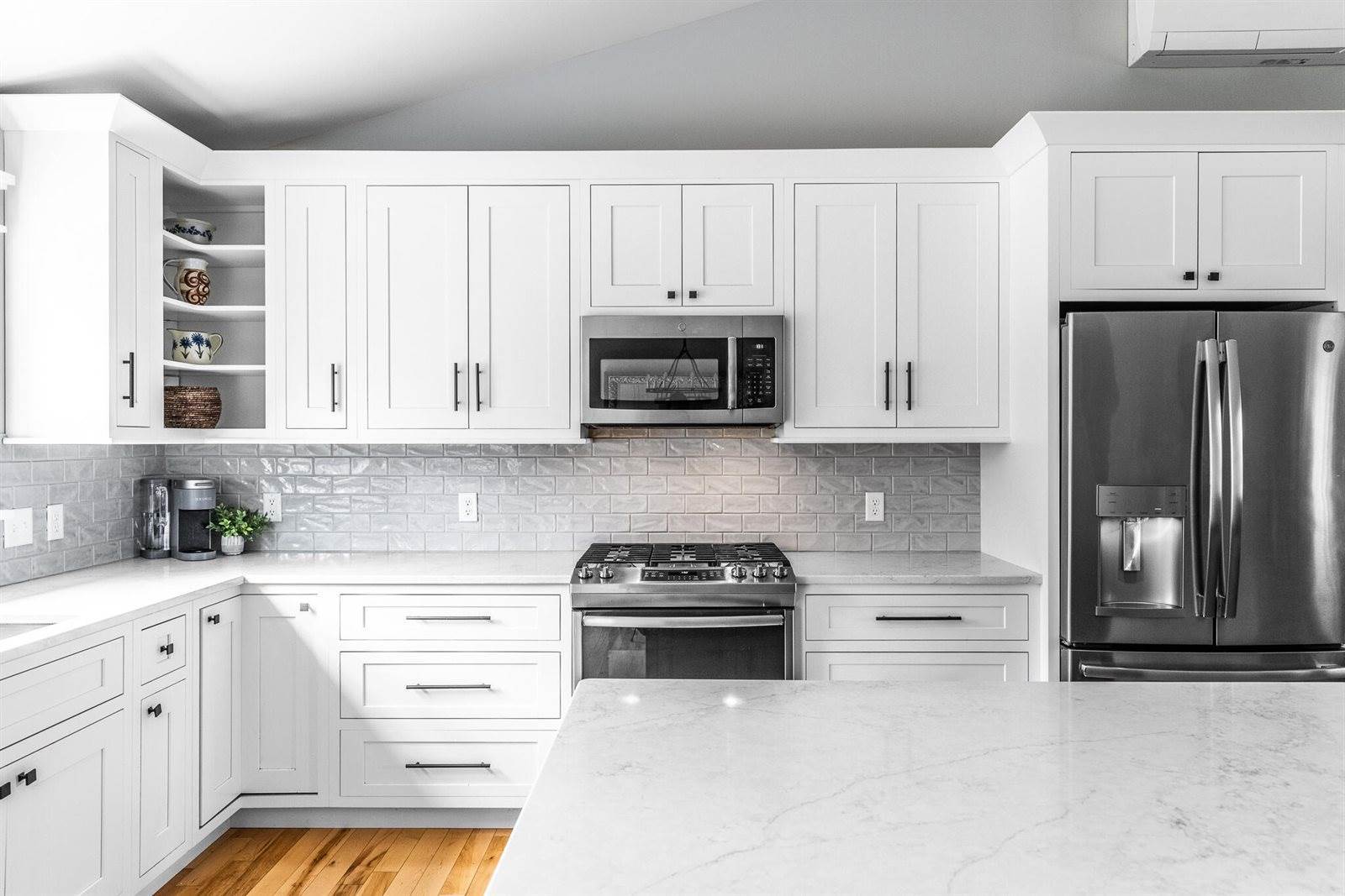 438 Chestnut Lane, Hermon, ME 04401