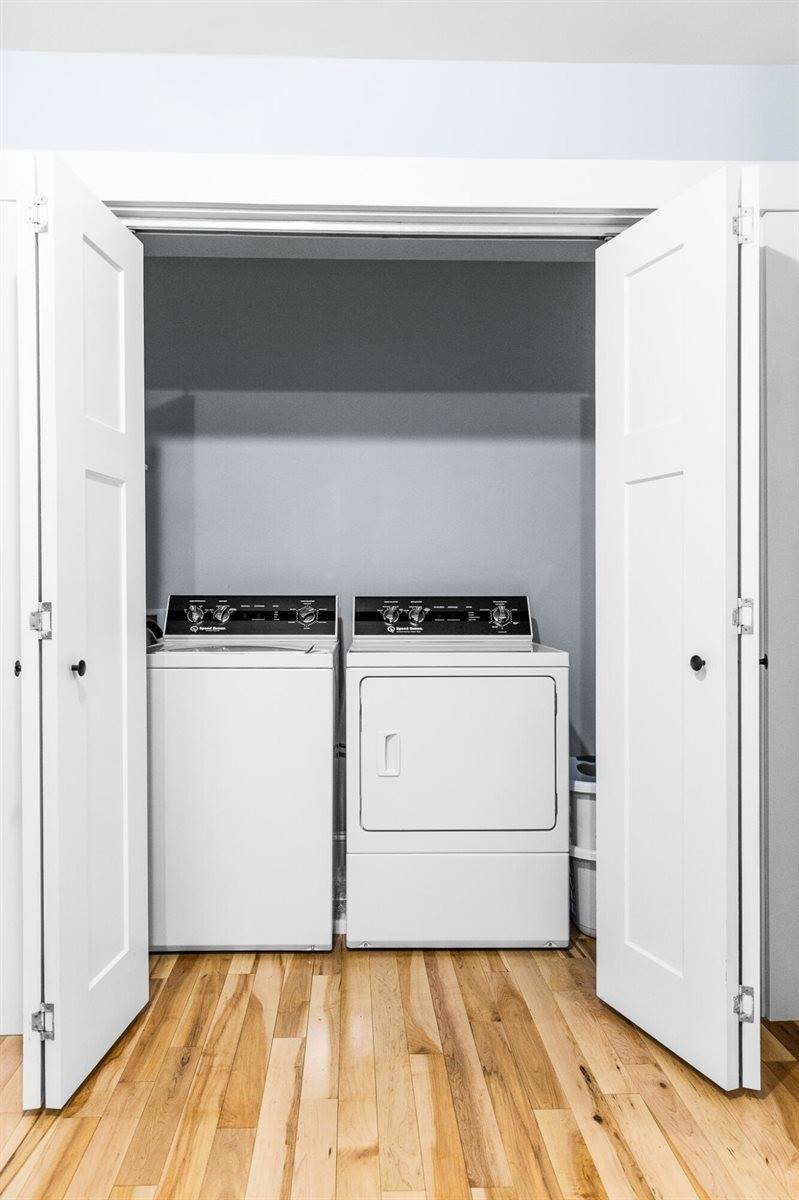 438 Chestnut Lane, Hermon, ME 04401