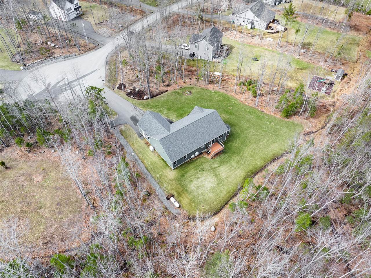 438 Chestnut Lane, Hermon, ME 04401
