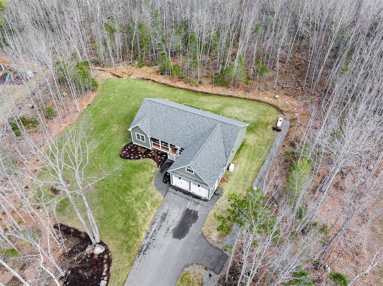 438 Chestnut Lane, Hermon, ME 04401