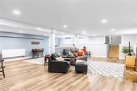 438 Chestnut Lane, Hermon, ME 04401