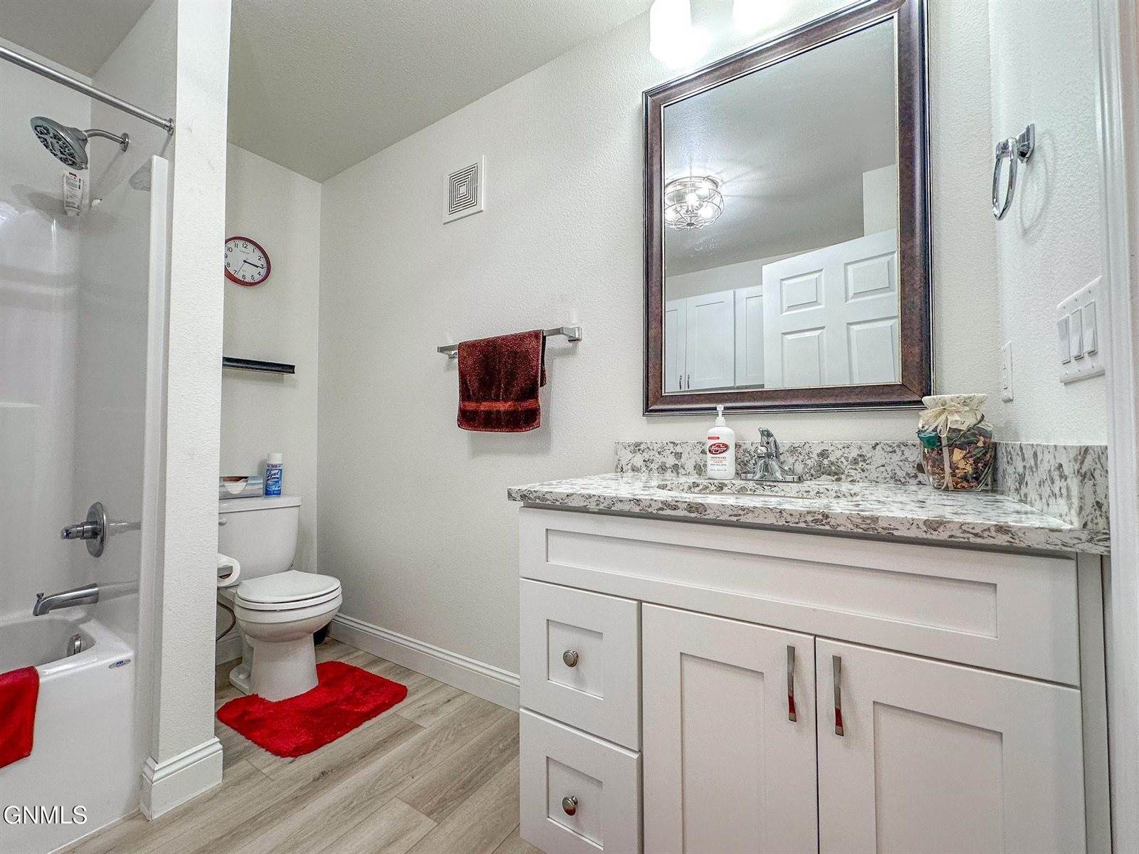 829 Canada Avenue, Bismarck, ND 58503