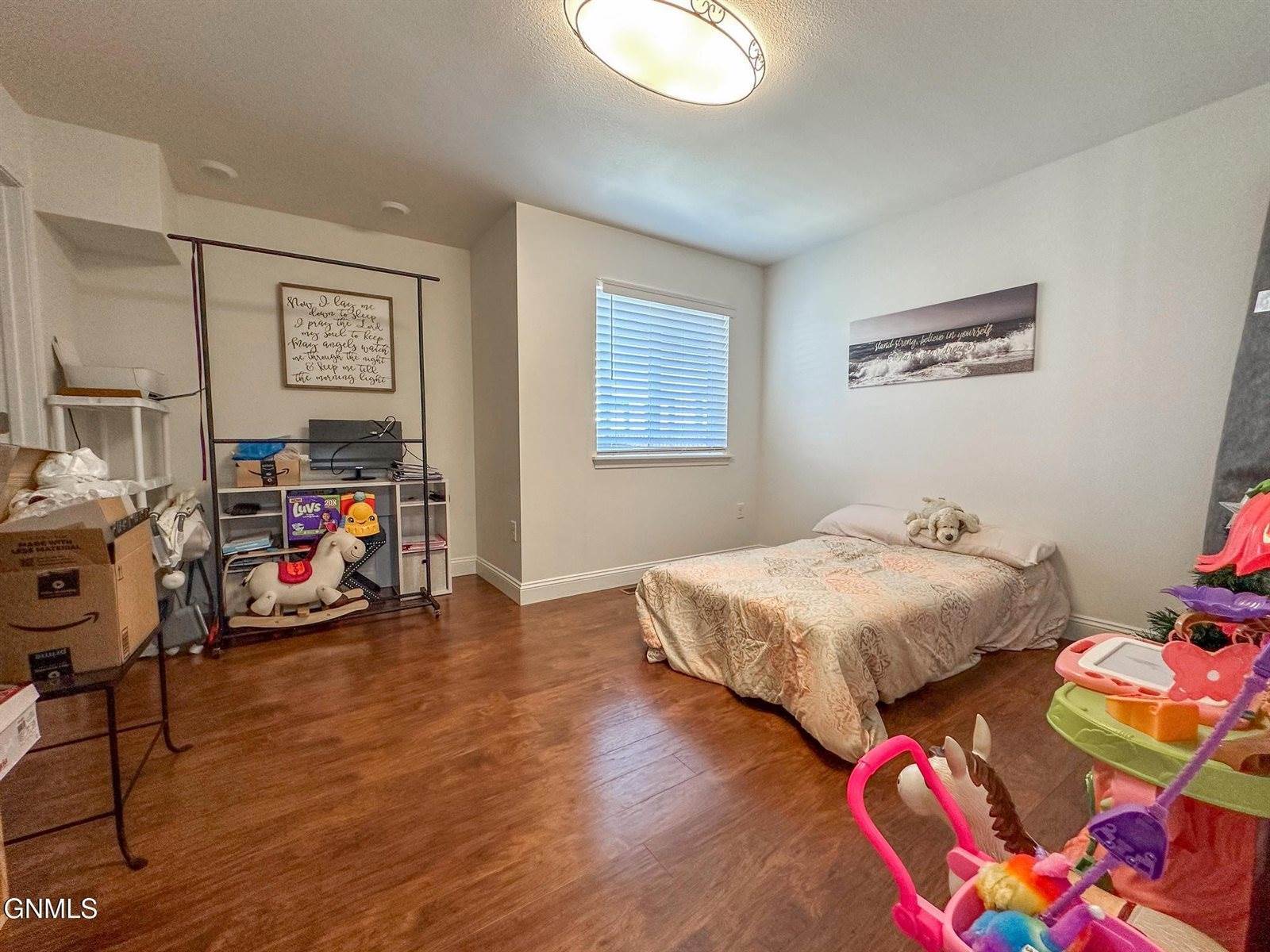 829 Canada Avenue, Bismarck, ND 58503