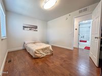 829 Canada Avenue, Bismarck, ND 58503