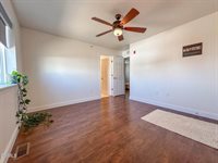 829 Canada Avenue, Bismarck, ND 58503