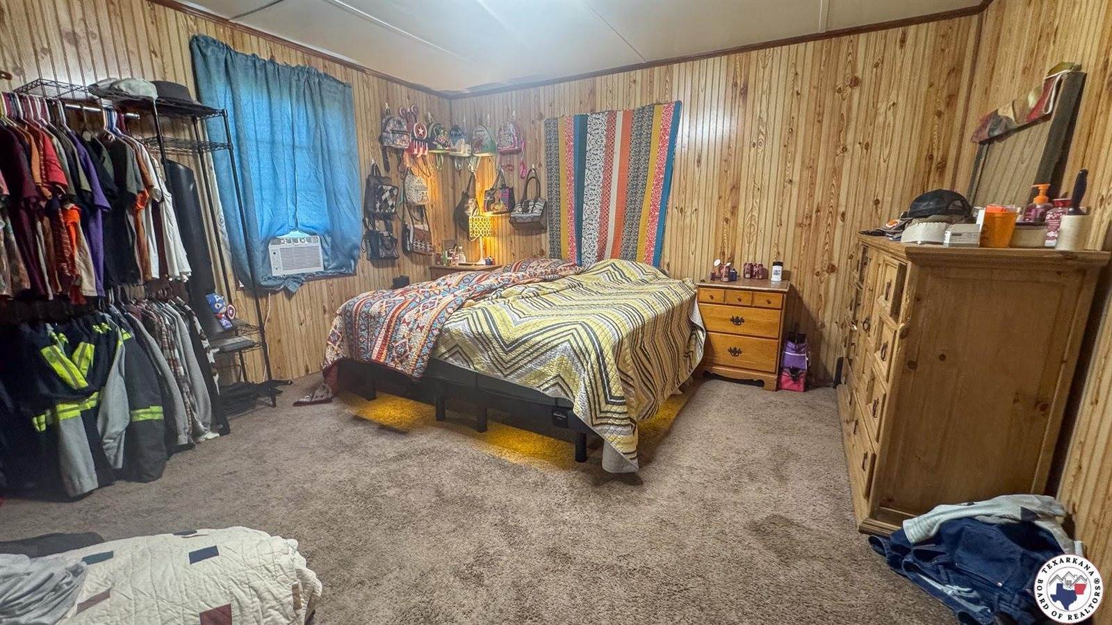 305,307 & 307A Georgia St, Queen City, TX 75572