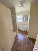 305,307 & 307A Georgia St, Queen City, TX 75572