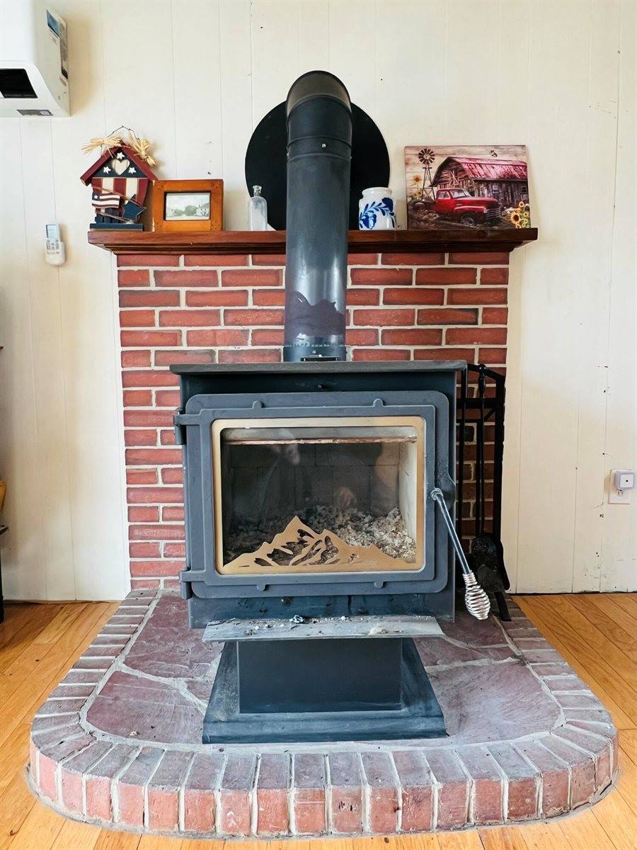 129 Shaw Hill Road, Hampden, ME 04444