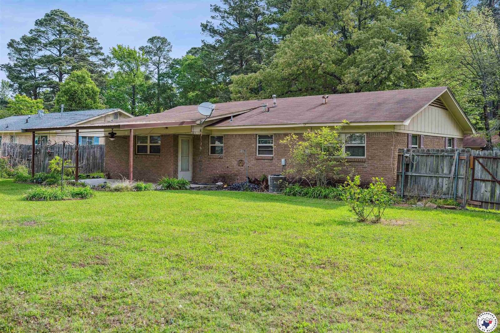 3701 Forestwood, Texarkana, AR 71864