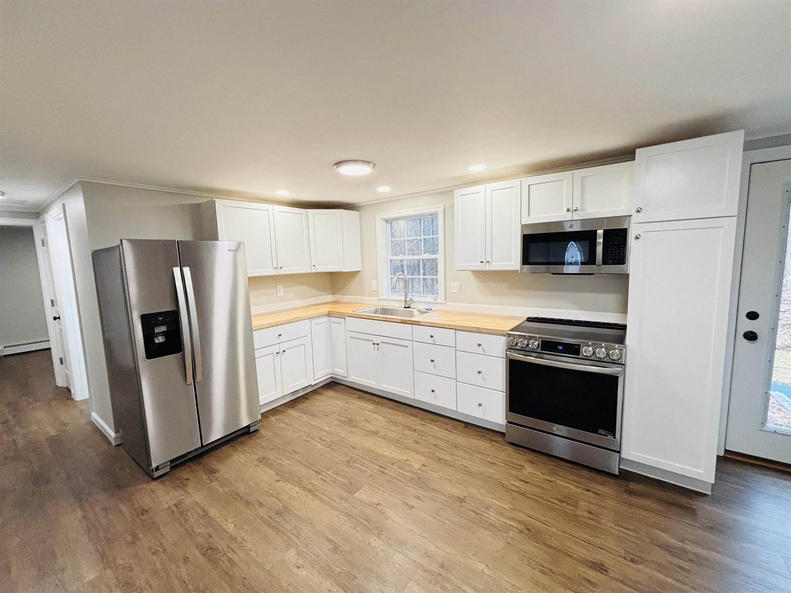 54 Charleston Road, Dexter, ME 04930